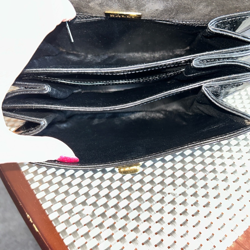 Bally One-handle handbag calfskin black leather Ladie H 7”x W 4”x D 9 Send Offer - Picture 8 of 11